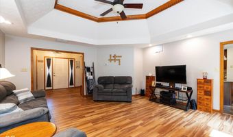 612 Shakespeare Dr, Avon, IN 46123
