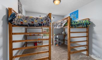 5885 Farmview Dr, Allendale, MI 49401