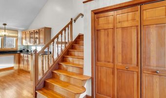 114 S West St, Agawam, MA 01030