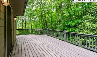430 Crooked Creek Ln, Banner Elk, NC 28604