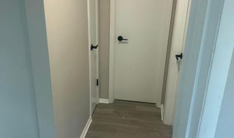 469 Rumsey Rd, Columbus, OH 43207