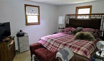 22 Winsor Ave, Johnston, RI 02919