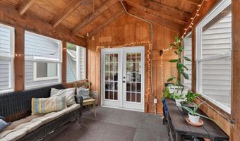 1457 Greenfield Crossing Ct, Ballwin, MO 63021