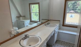 1820 E 47th St, Ashtabula, OH 44004