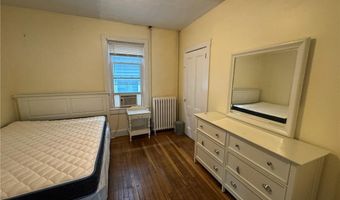 9 Ann St 2, Newport, RI 02840