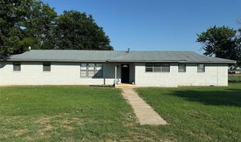 1411 Parker Dairy Rd, Alvord, TX 76225