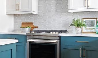 7130 Summit Pl, Alpharetta, GA 30009