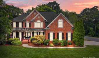6323 Woodleigh Oaks Dr, Charlotte, NC 28226