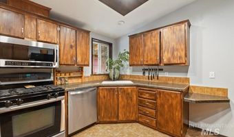 29 Rising Ln, Cascade, ID 83611