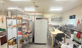 116 S Main St, Amboy, IN 46911