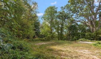551 Chestnut St 1, Athol, MA 01331