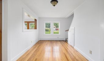 52 Pleasant View Rd, Warwick, RI 02888