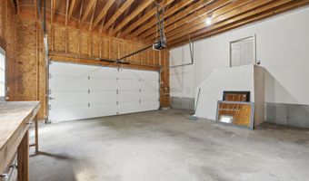 11 Stonington Dr, Belmont, NH 03220