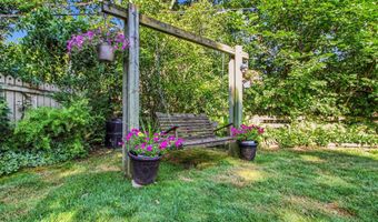711 Linda Vista St, Ann Arbor, MI 48103