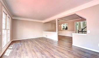43485 PLANTATION Ter, Ashburn, VA 20147