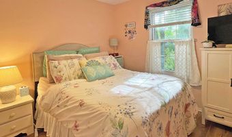 69 Bradford Ct, Aberdeen, NJ 07747