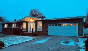 1226 Birch Ln, Cody, WY 82414