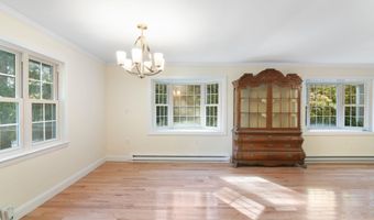 85 Stockwell Dr, Brattleboro, VT 05301