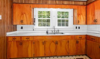 460 FOUR MILE Dr, Anniston, AL 36206