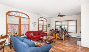 20 Yeger Dr, Allentown, NJ 08501