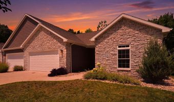 513 Williamson Cir, Angola, IN 46703
