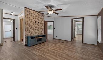 623 Barn Rd, Bonneau, SC 29431