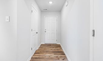 22 D Regent St, Camden, SC 29020