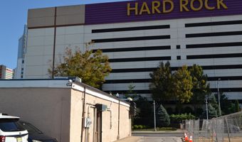 1009 Pacific Ave, Atlantic City, NJ 08401