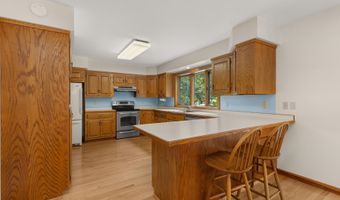 168 Deer Ridge Dr, Barrington, NH 03825