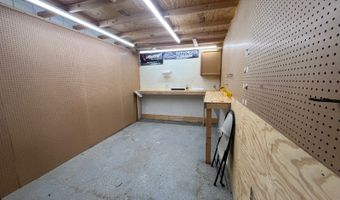 518 3rd St, Alton, KS 67623