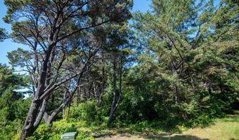 88677 WHITING Ln, Bandon, OR 97411