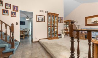 1124 N Anvil Ct, Addison, IL 60101