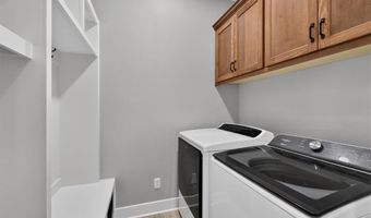 803 NE Lakota Dr, Adrian, MO 64720