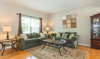 91 Nutmeg Rd, Aberdeen, NJ 07747