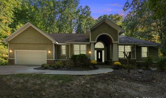 1290 Cramton Ave NE, Ada, MI 49301