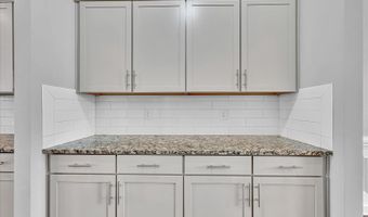 845 Deepwood Ct, Boiling Springs, SC 29316