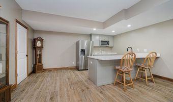 7178 Lockford Walk N, Avon, IN 46123