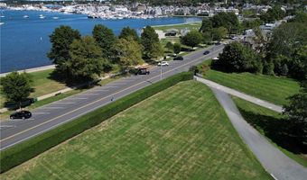 1 Harborview Dr, Newport, RI 02840