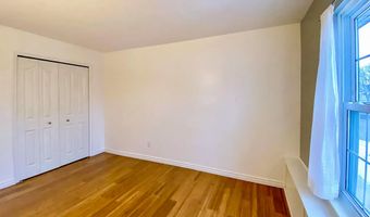 3479 Burbank Dr, Ann Arbor, MI 48105