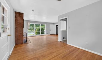 3303 17TH St N, Arlington, VA 22201