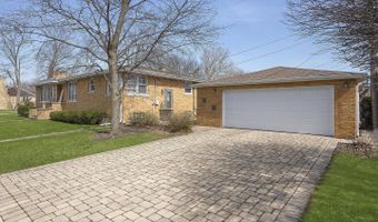 5313 W 102nd St, Oak Lawn, IL 60453