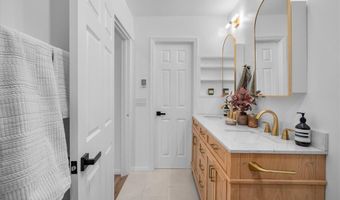 5465 Newcastle Ave 6, Encino, CA 91316