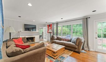 2986 Mornington Dr NW, Atlanta, GA 30327