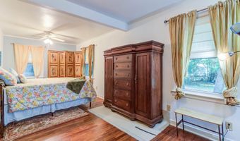 179 Gardenia St, Biloxi, MS 39531