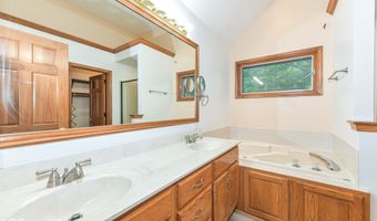 6134 Creekbend Blvd, Indianapolis, IN 46217