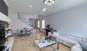 3024 NE 210th St, Aventura, FL 33180