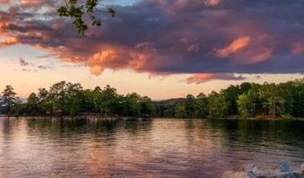 129 Silvercrest Dr, Acworth, GA 30101