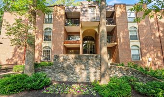 3378 WOODBURN Rd 11, Annandale, VA 22003