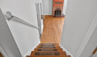 3303 17TH St N, Arlington, VA 22201