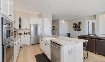 3351 Heron Lakes Pkwy, Berthoud, CO 80513
